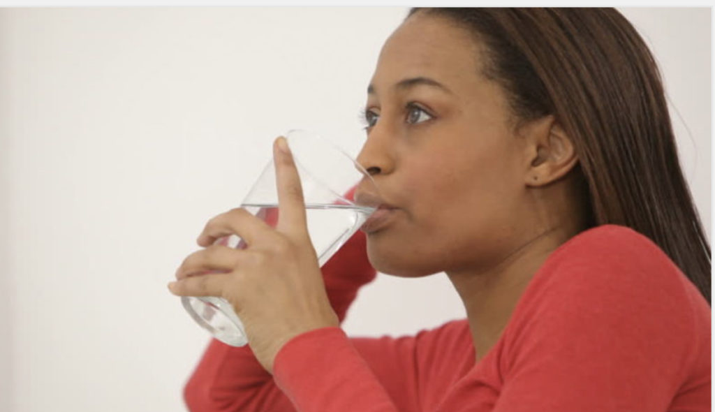 7 Surprising Health Benefits Of Drinking Hot Water The Elites Nigeria