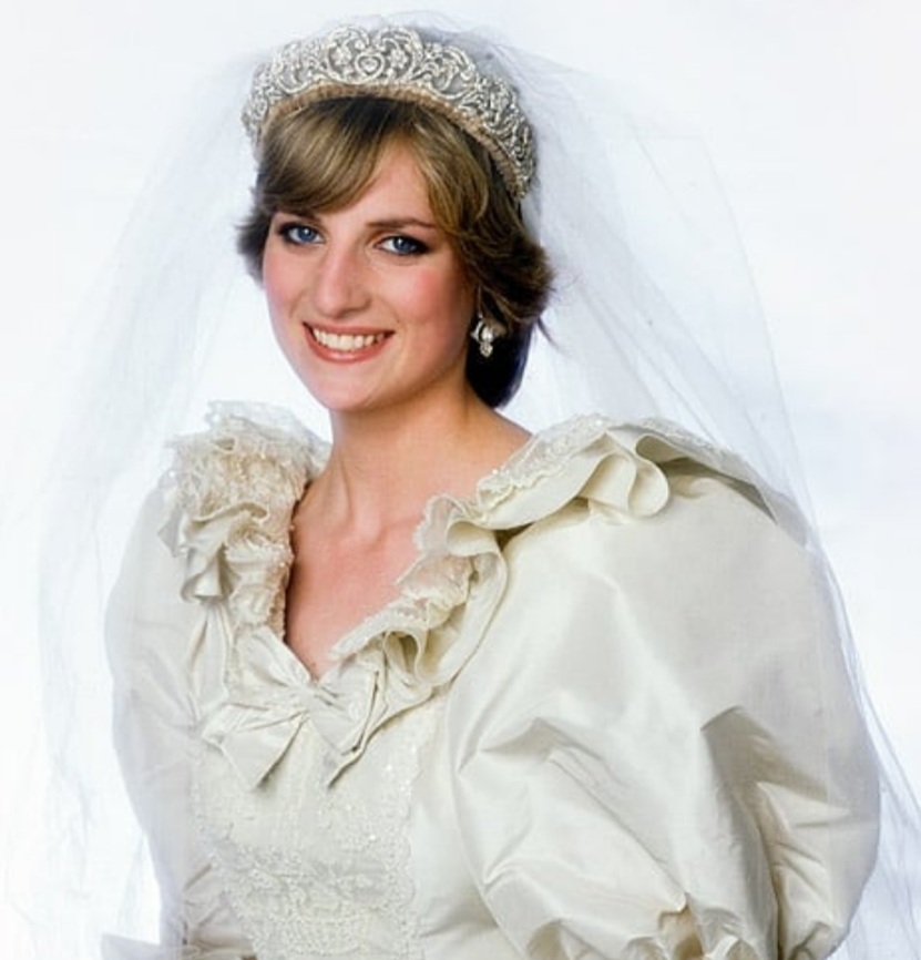Princess Diana’s Letters Sold For $113,000 At Auction - The Elites Nigeria